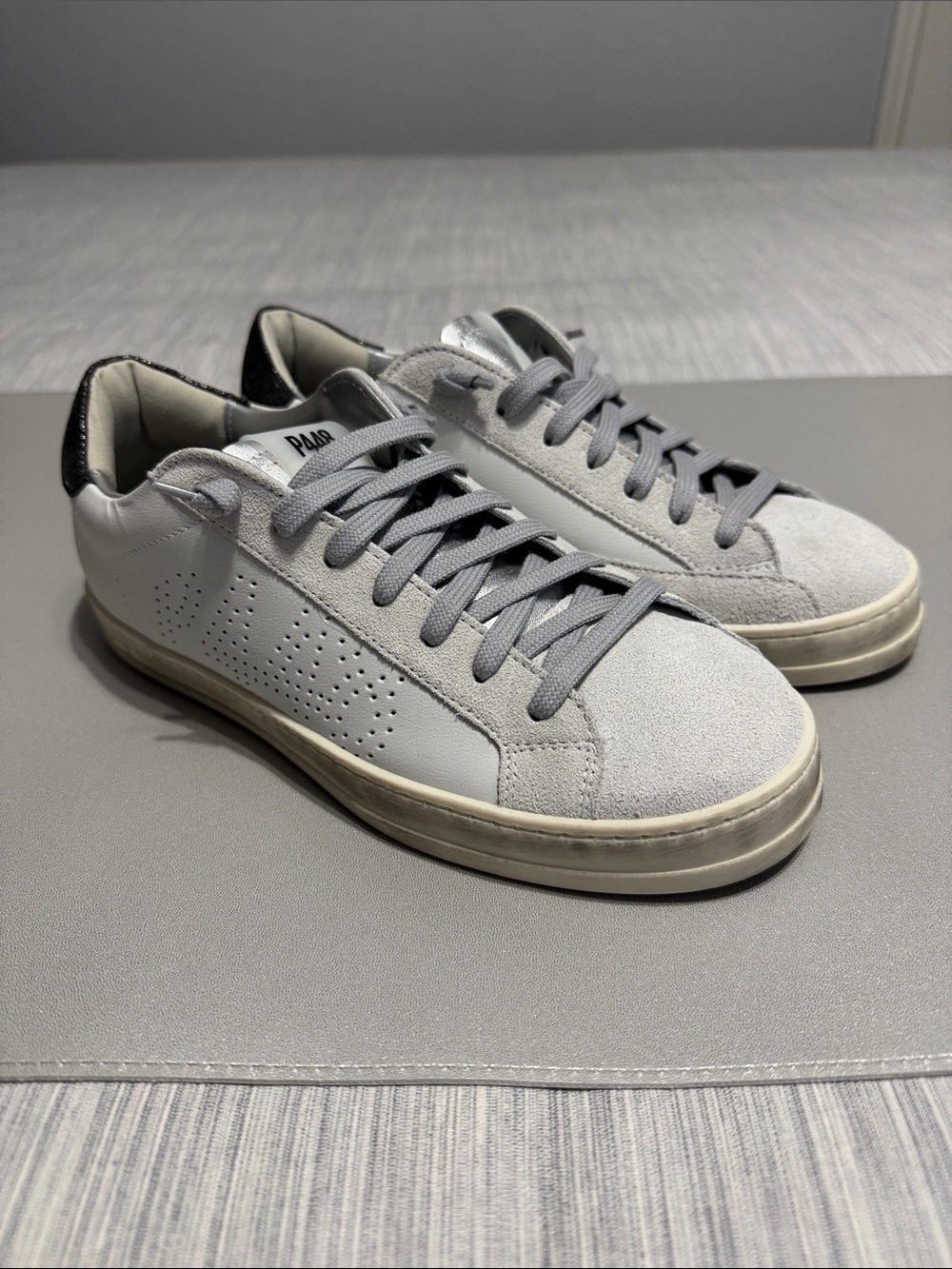 [NWOT] P448 John Low-Top Sneakers White Grey Italian Leather Suede Women Size 38